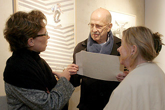 Nicole Malmed&eacute; (l.) im Gespr&auml;ch